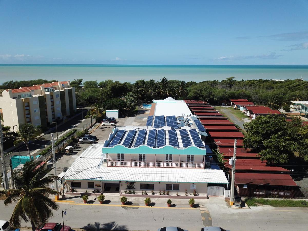 Combate Beach Resort Cabo Rojo Bagian luar foto