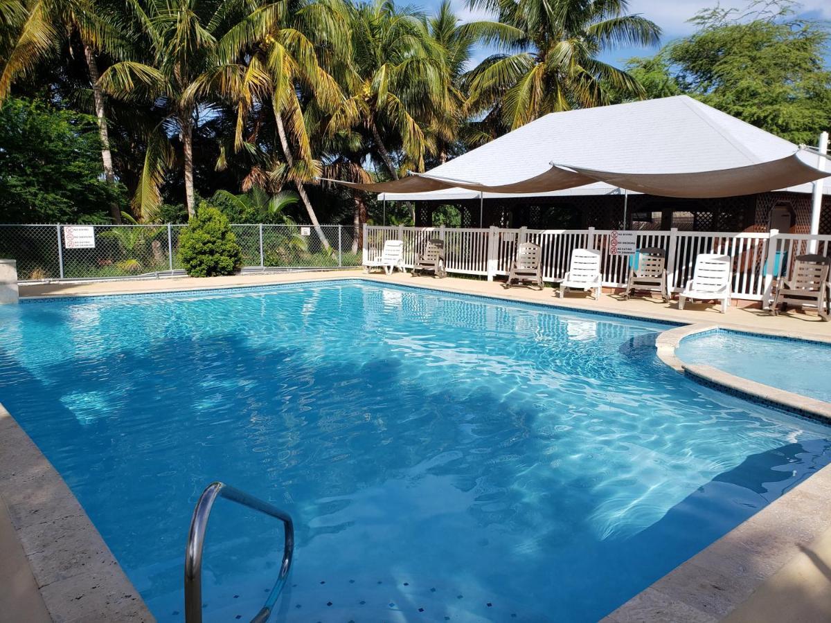 Combate Beach Resort Cabo Rojo Bagian luar foto