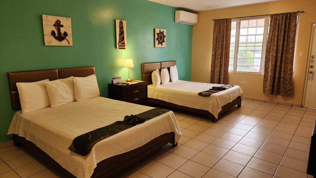Combate Beach Resort Cabo Rojo Bagian luar foto