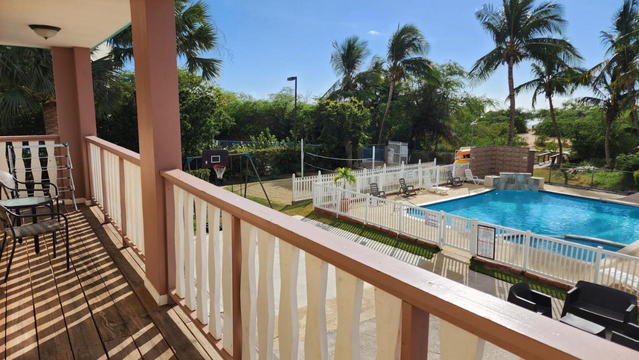 Combate Beach Resort Cabo Rojo Bagian luar foto